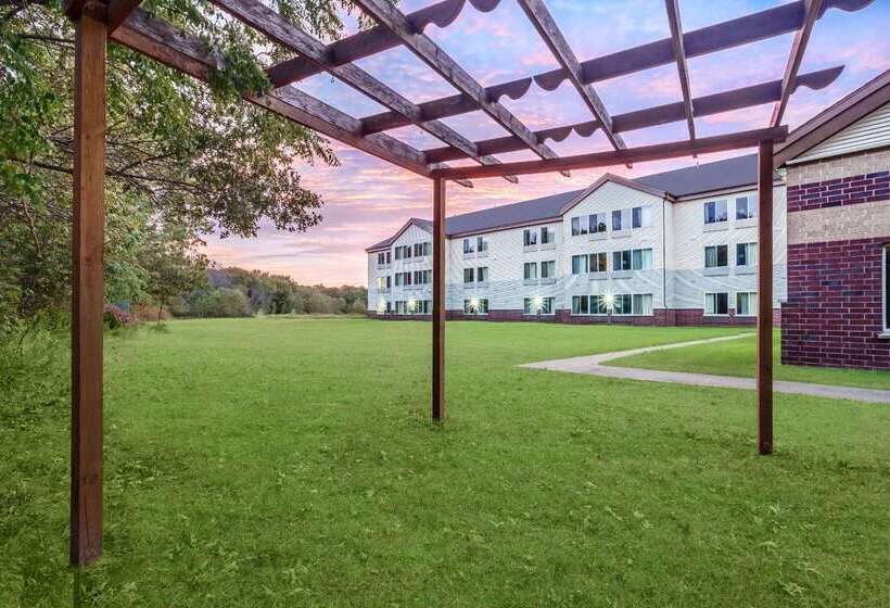 فندق صغير Comfort Inn & Suites