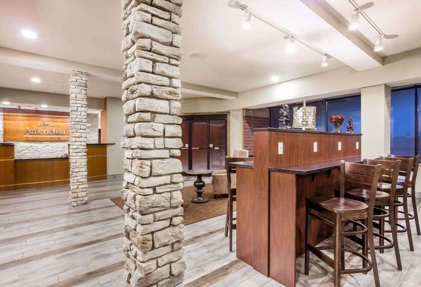 فندق صغير Comfort Inn & Suites