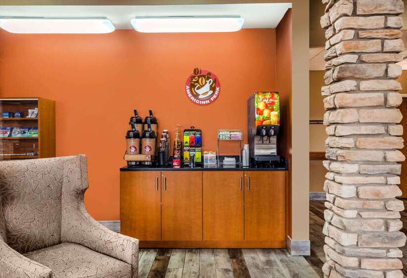 فندق صغير Comfort Inn & Suites