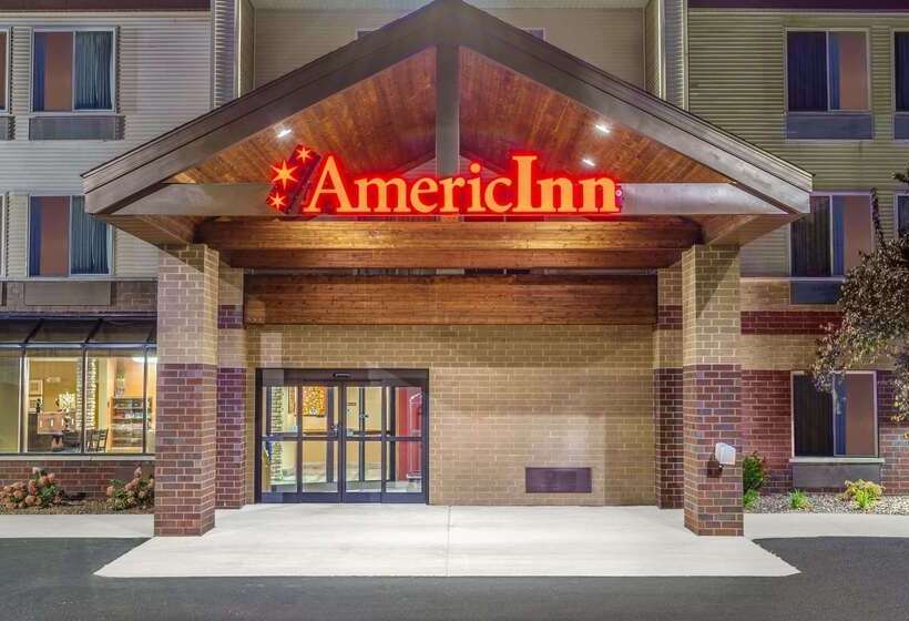 فندق صغير Comfort Inn & Suites