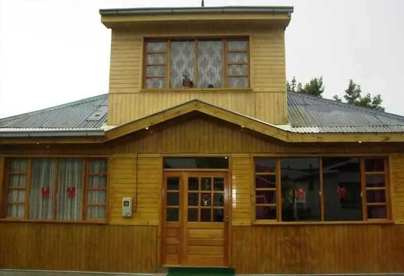 ユースホステル Hostal El Rincón