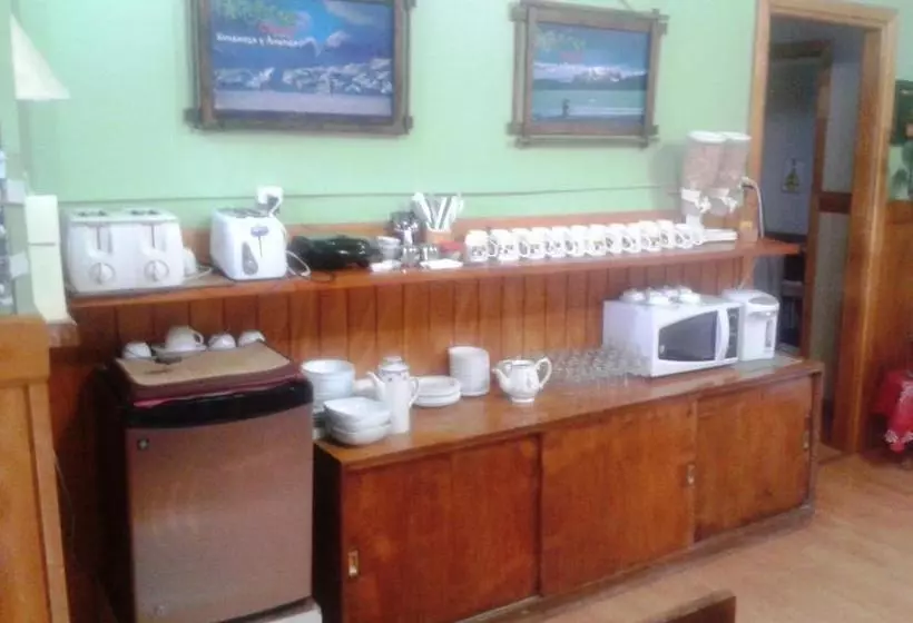 ユースホステル Hostal El Rincón