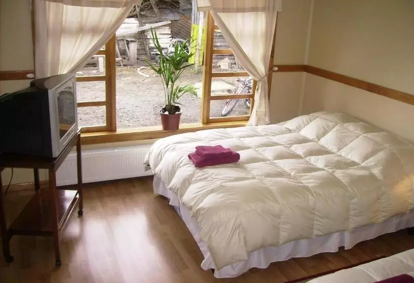 ユースホステル Hostal El Rincón
