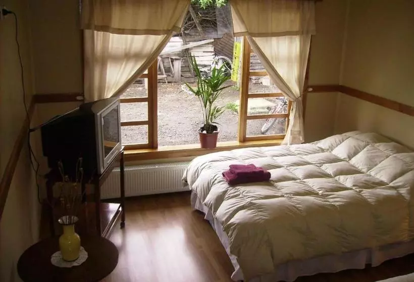 ユースホステル Hostal El Rincón