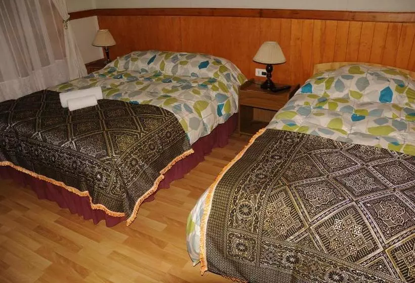 ユースホステル Hostal El Rincón