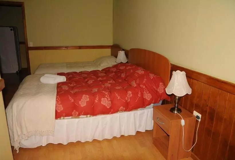 ユースホステル Hostal El Rincón