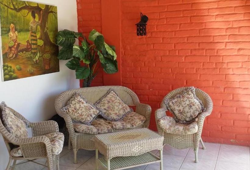 Herberge Hosteria San Carlos Tababela