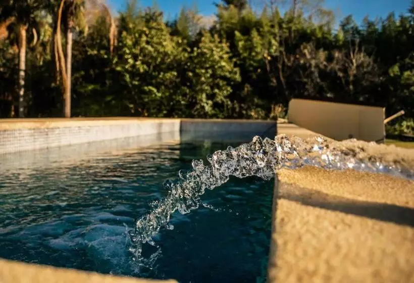 Retkeilymaja Senador Dupont