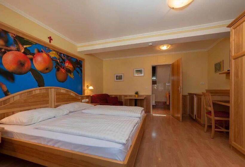 Отель Bauernhof Liendl