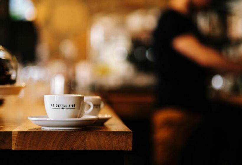 호텔 Le Coffee Ride Cycling Cafe