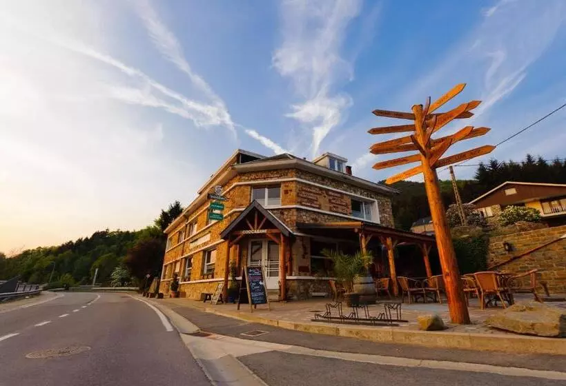 هتل Le Coffee Ride Cycling Cafe