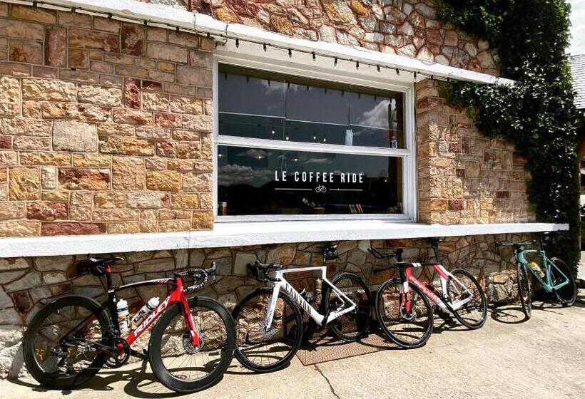 호텔 Le Coffee Ride Cycling Cafe