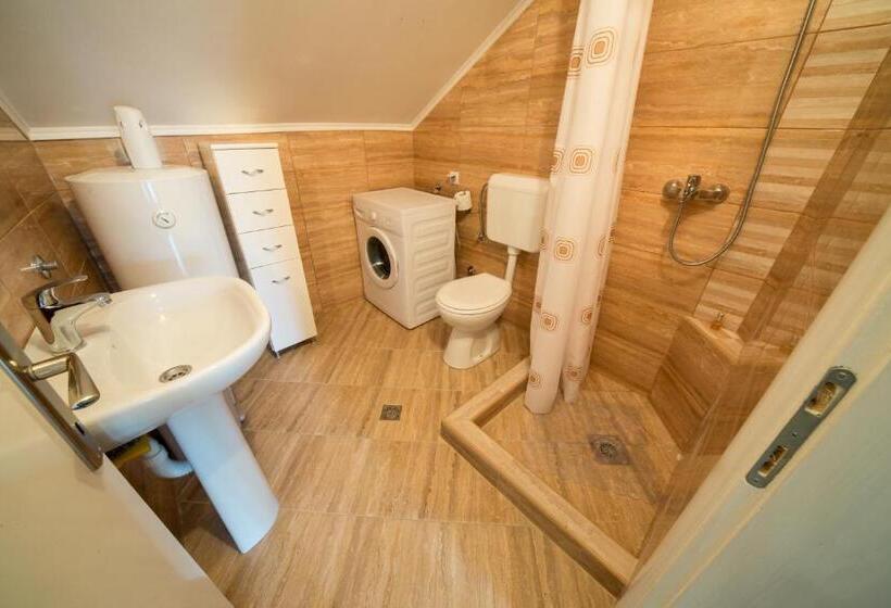 پانسیون Apartments Pavićević