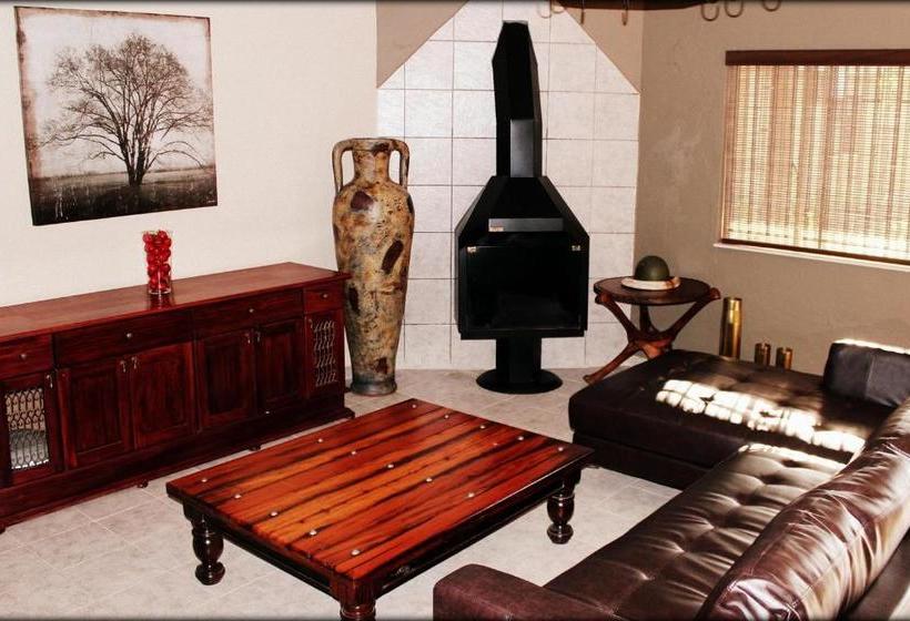 פנסיון Aqua Terra Guest House