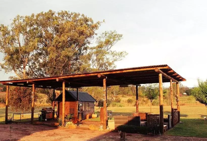 Majatalo Aqua Terra Guest House