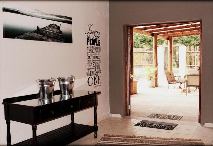 פנסיון Aqua Terra Guest House