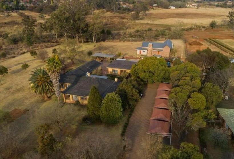 פנסיון Aqua Terra Guest House