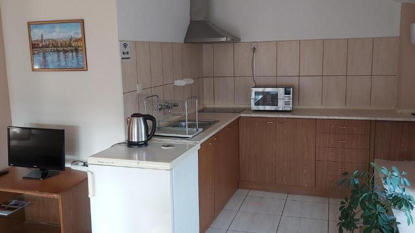 پانسیون Citadel Guest House