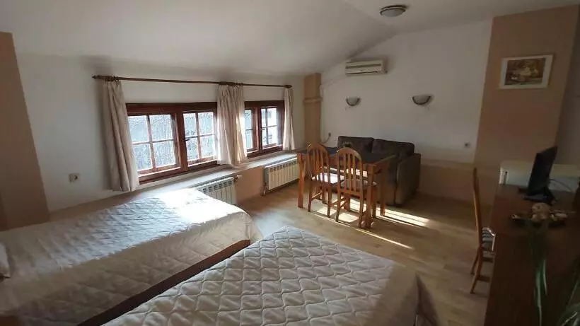 ペンション Citadel Guest House