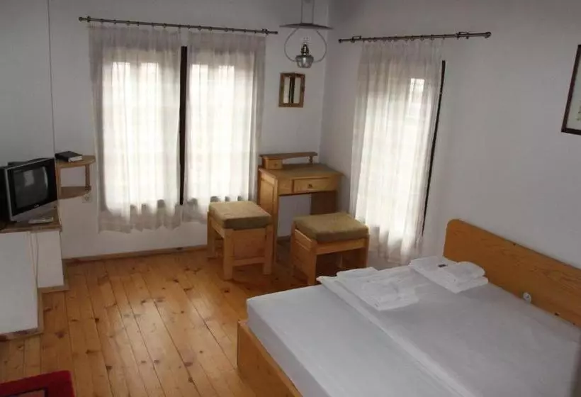 پانسیون Guest House The Old Lovech