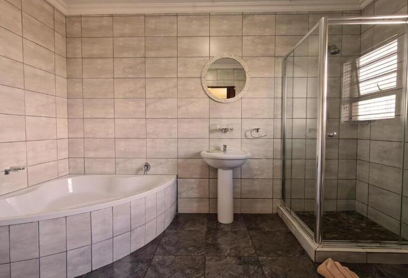 ペンション Klein Bosveld Guest House