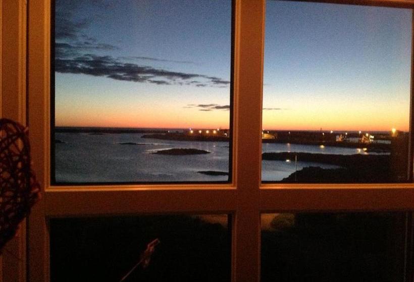 ペンション Kristina Apartment & Alma House