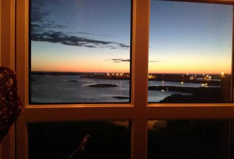 ペンション Kristina Apartment & Alma House