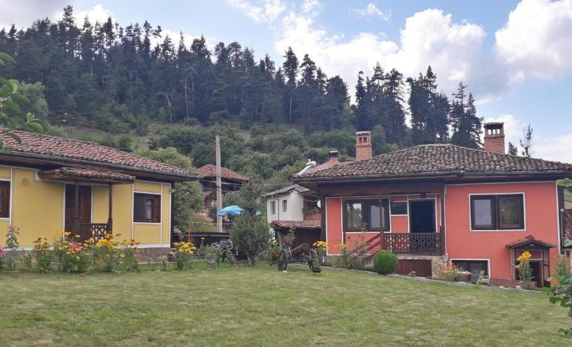 Pensione Mechta Guest House