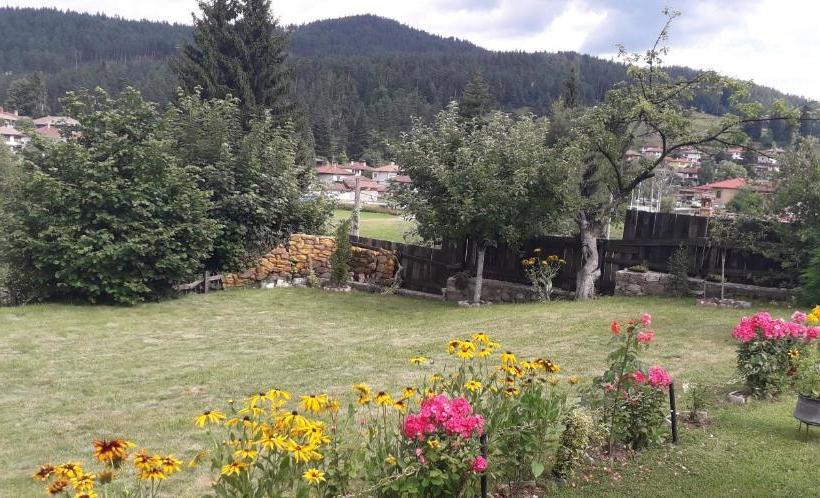 Pensione Mechta Guest House