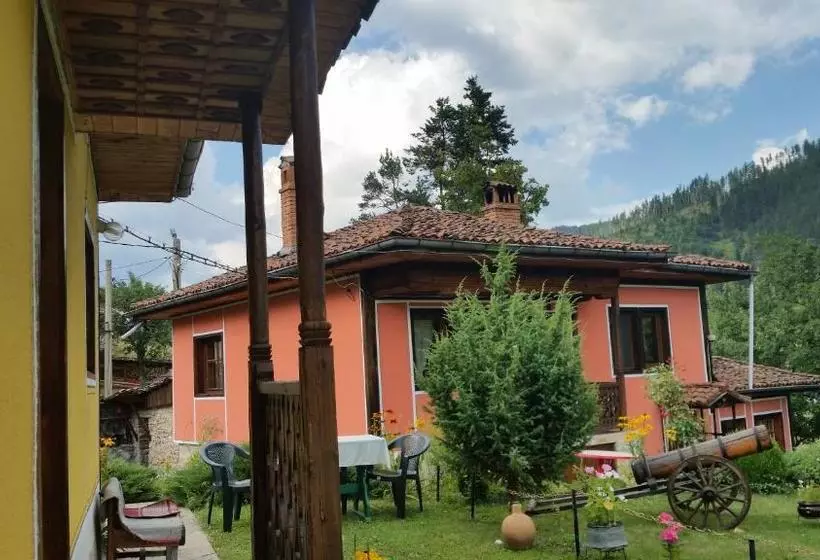 Majatalo Mechta Guest House