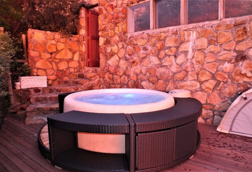 膳宿费 Penguinden   Load Shedding Free