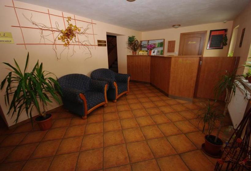 Panzió Penzion Pod Bílou Horou