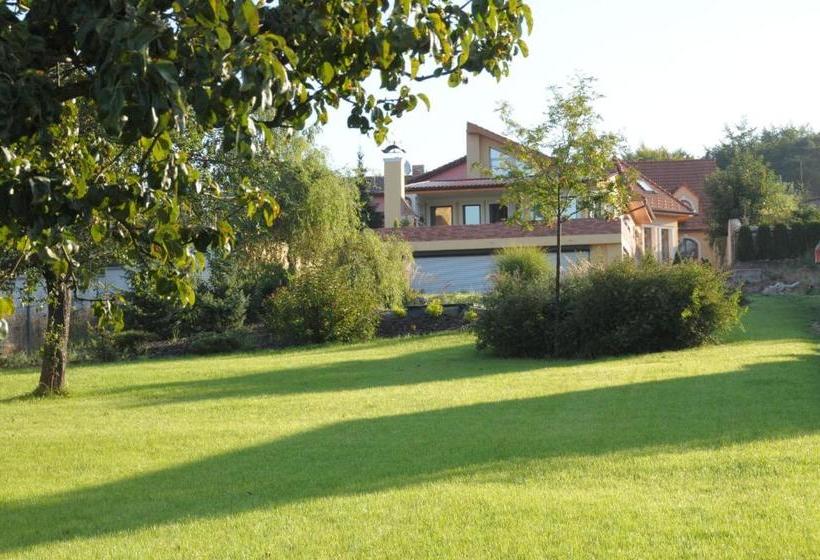 膳宿费 Penzion Surf