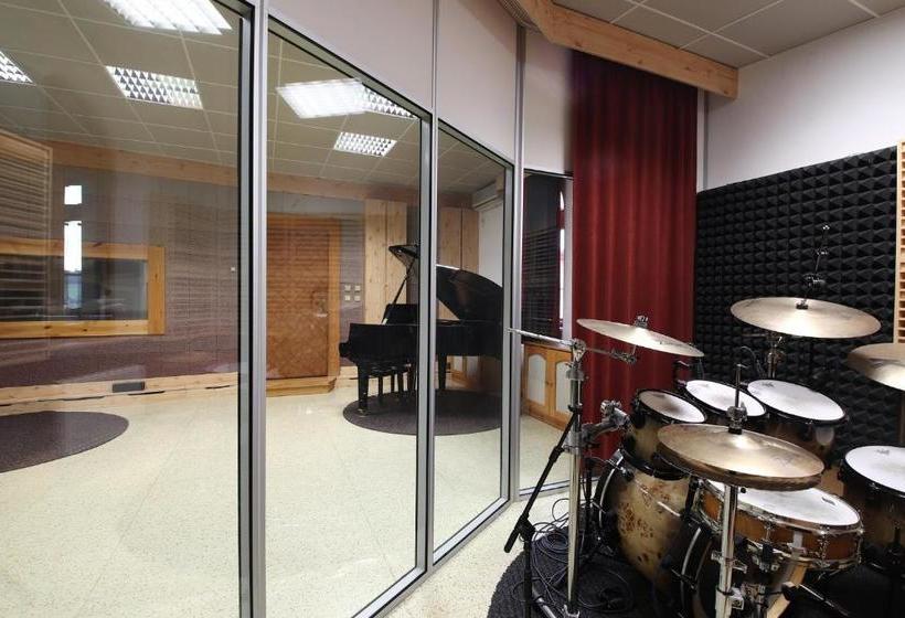 膳宿费 Penzion Surf