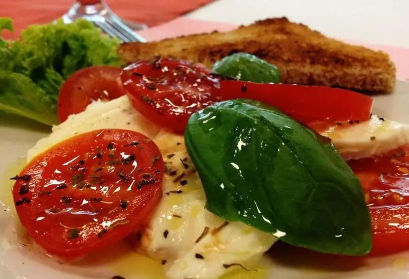 Majatalo Penzion Surf