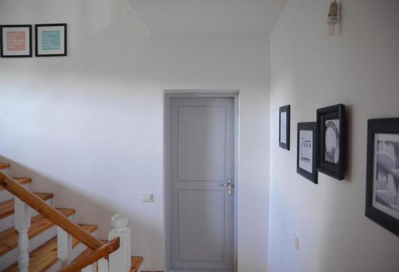 پانسیون Sakà Vacation House