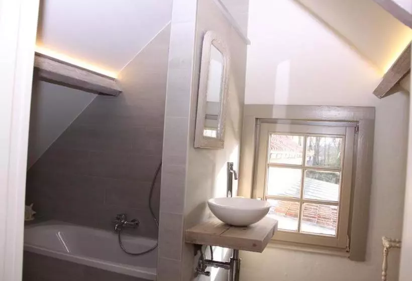 ペンション T Valkennestje