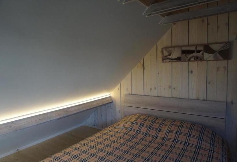 ペンション T Valkennestje