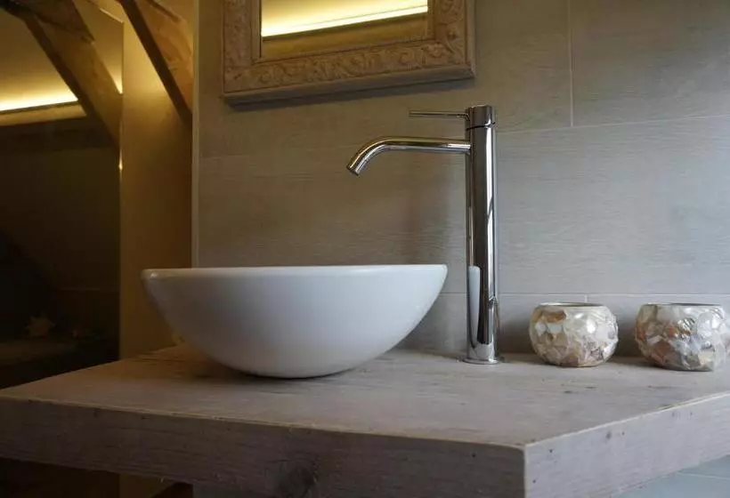 ペンション T Valkennestje