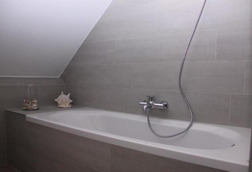 ペンション T Valkennestje