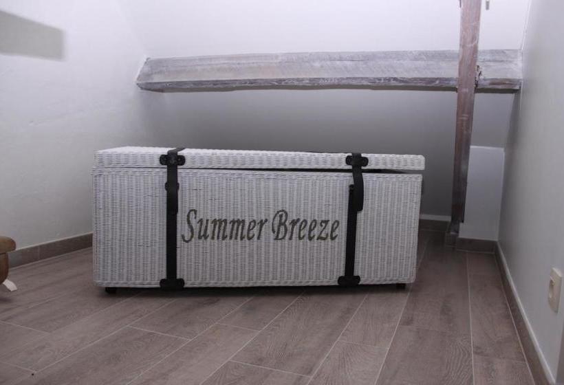 ペンション T Valkennestje