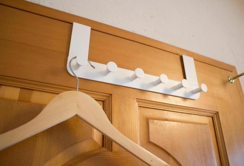 پانسیون Tong Stay