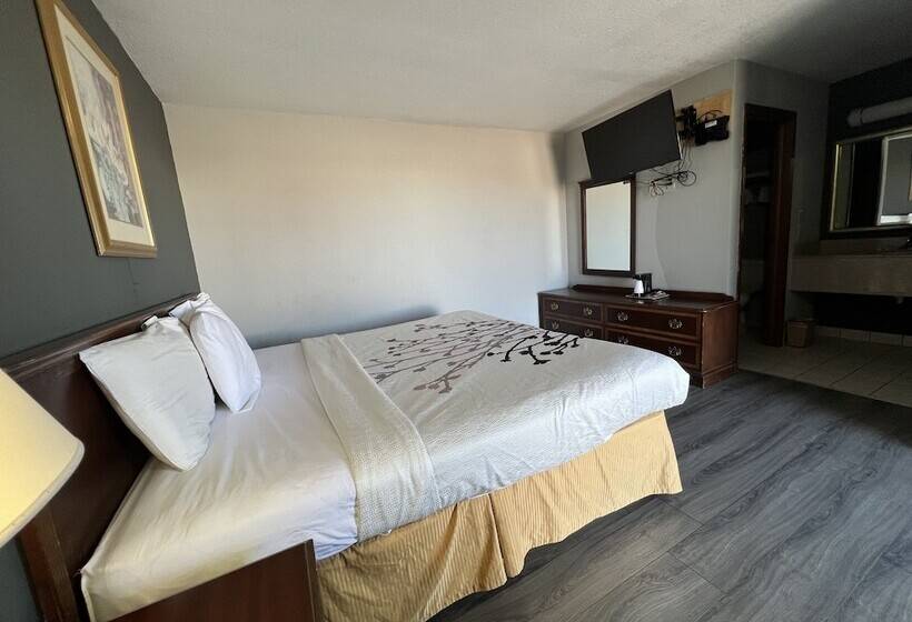 Общежитие Greensburg Inn