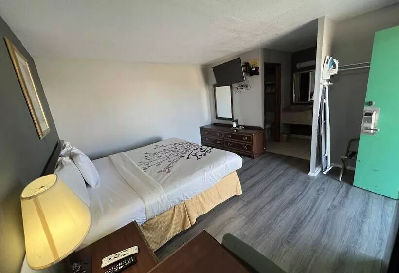 Retkeilymaja Greensburg Inn