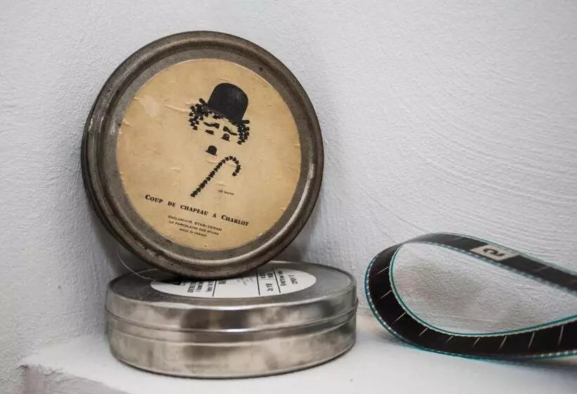 Retkeilymaja Guest House Le Charlot