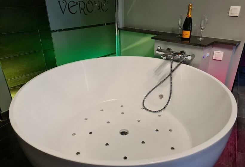 هتل L écrin Des Vennes   Liège Centre