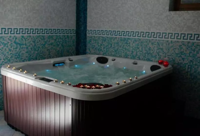 Ludo Apartman Hotel & Spa