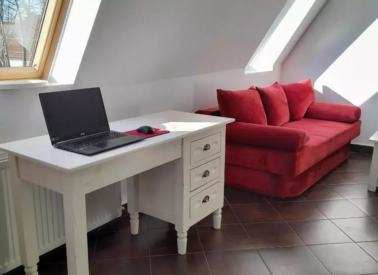 Pannonia Rooms And Apartments