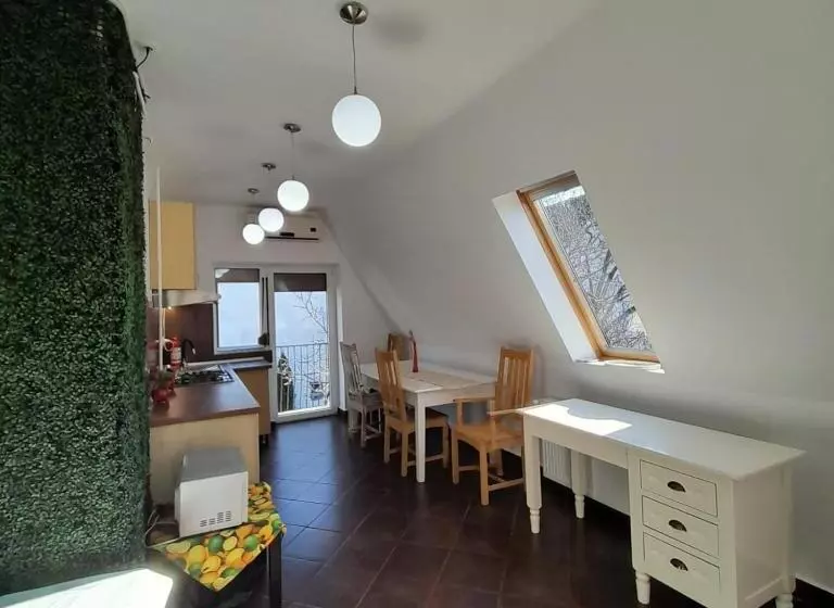 Pannonia Rooms And Apartments