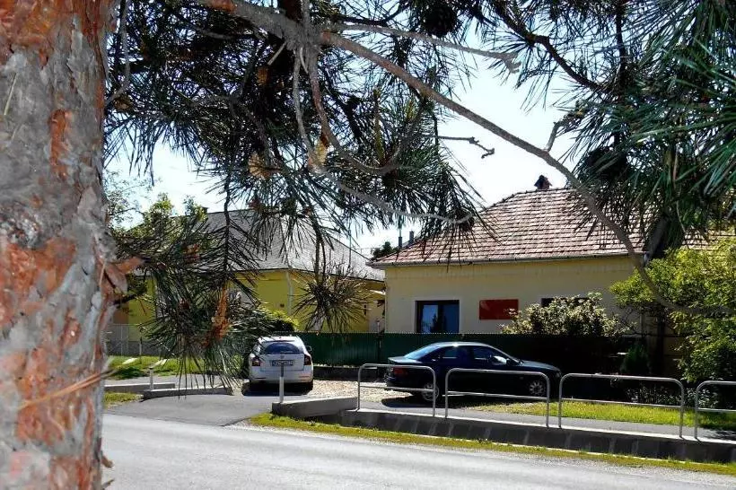 پانسیون Gyöngyszem Vendégház